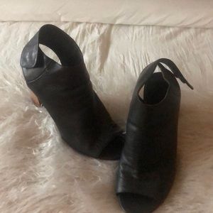 Crown Vintage Bootie